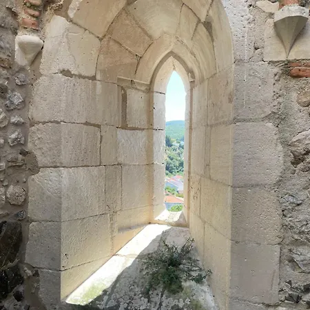 Rosario Porto de Mos (Leiria)